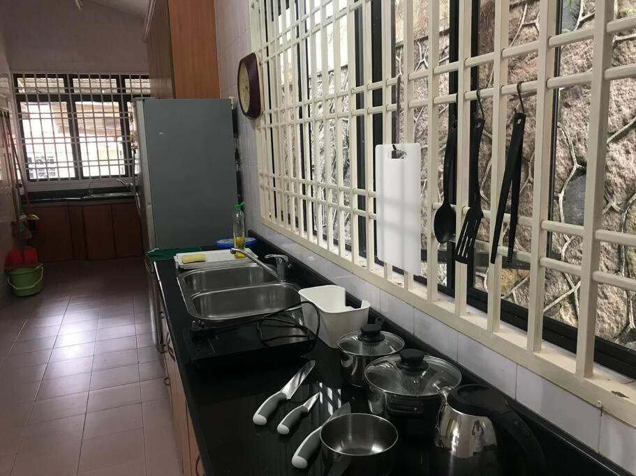 Cosy Big House 5min Ciq Sogo Ksl Mall 4br 12pax